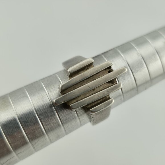 Sterling Silver Ring Mid Century Brutalist Abstract Native M.R Mexico Size 8 - Picture 1 of 14